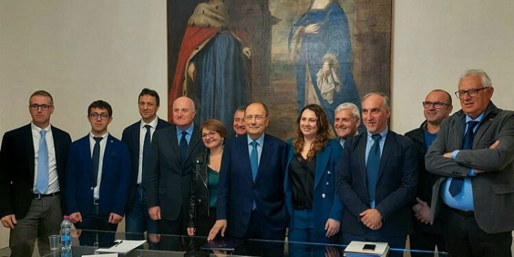 Castellammare Nasce Gruppo Consiliare Forza Italia Tele8 Tv